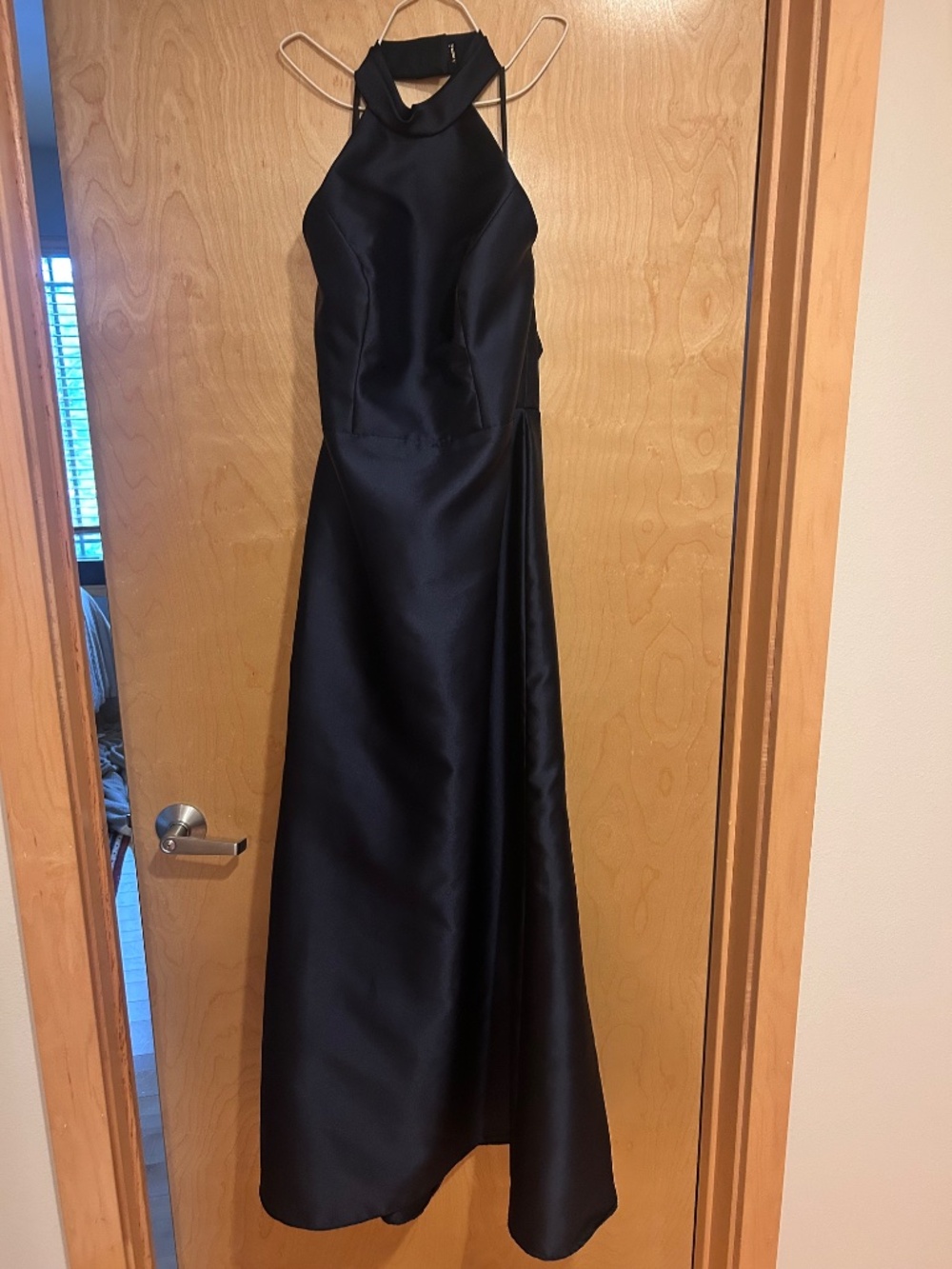 Alfred Sung Navy Halter Satin Trumpet Gown Size 6 - Picture 3 of 5